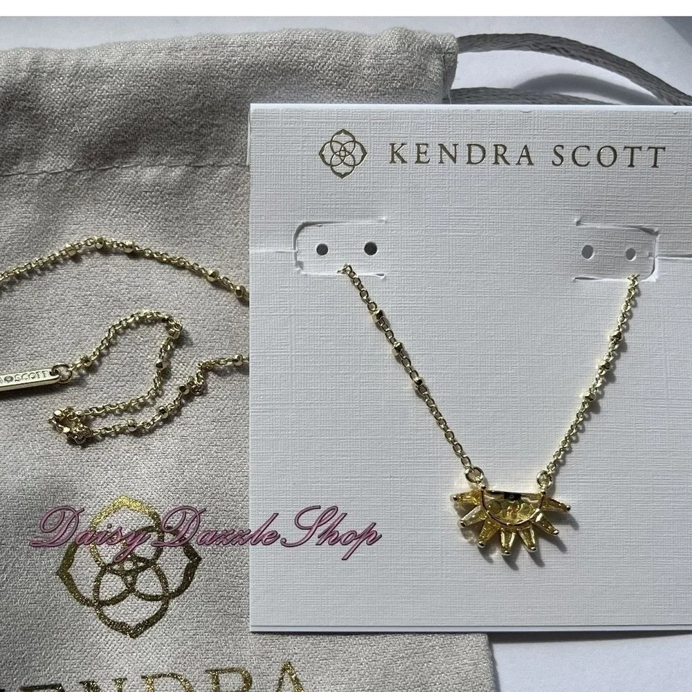 ☀️Kendra Scott Samantha Sun Gold plated Necklace Yellow Opalscent Resin☀️